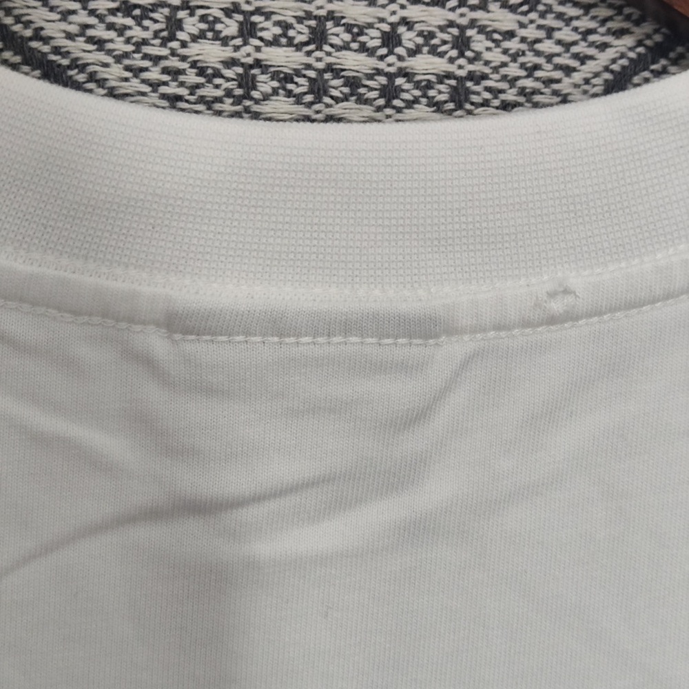 Balenciaga White T-Shirt with Black Graphic Logo - Picture 9 of 10